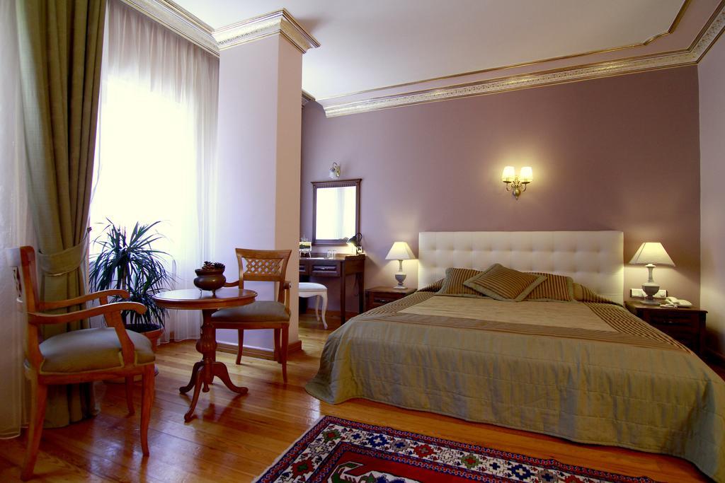 Uyan-special Category Hotel Istanboel