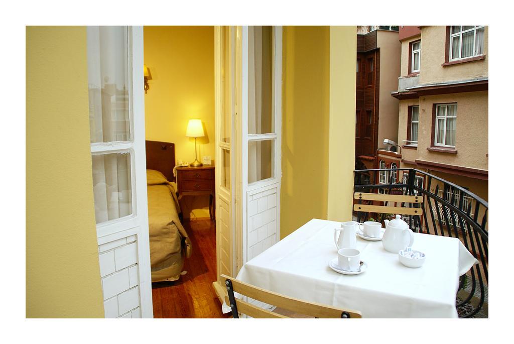 Uyan-special Category Hotel Istanboel