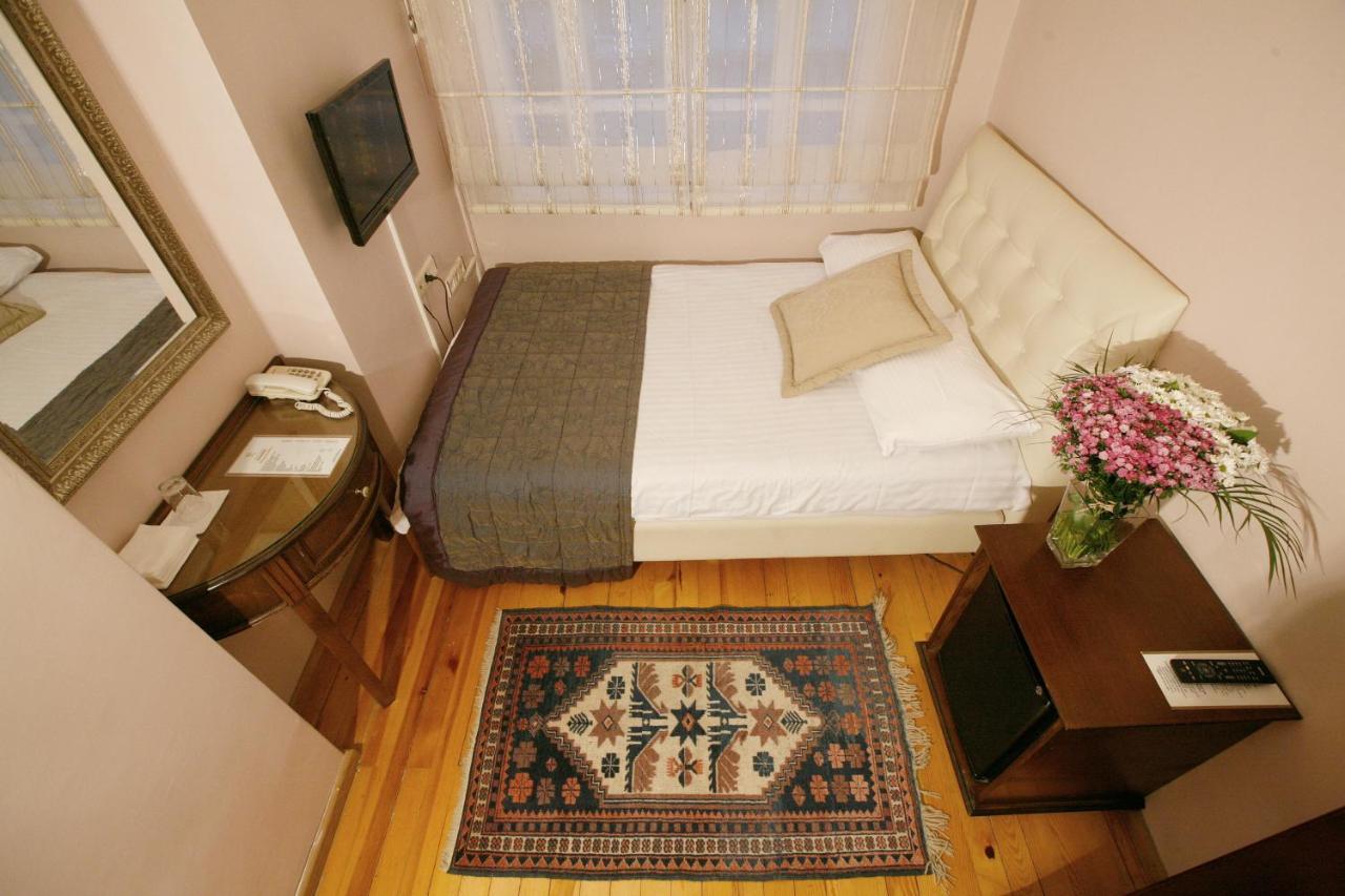 Uyan-special Category Hotel Istanboel